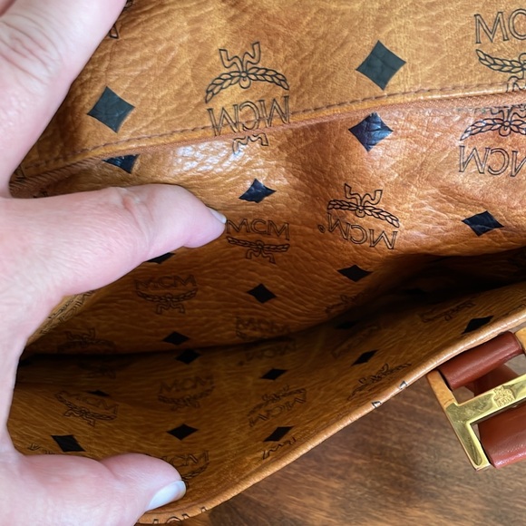 MCM Boston Bag - Picture 13 of 16